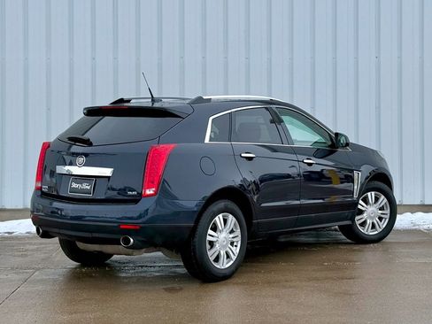 Used 2014 Cadillac SRX Luxury image 5