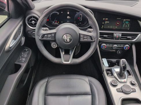 Used 2024 Alfa Romeo Giulia Ti image 23