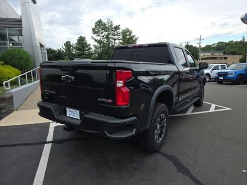 Used 2025 Chevrolet Silverado 1500 ZR2 w/ Technology Package AWD/4WD image 7