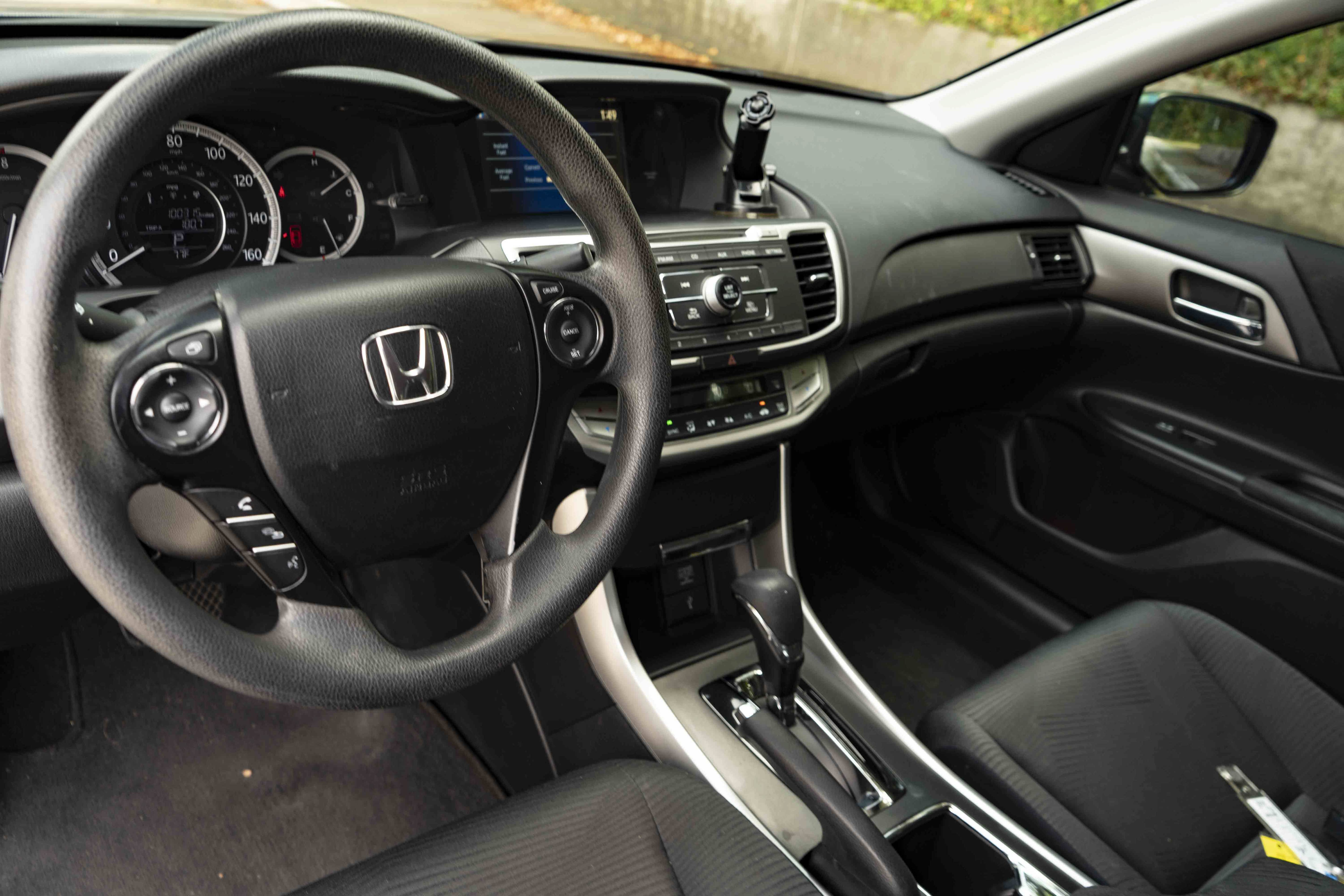 Used 2015 Honda Accord LX image 16