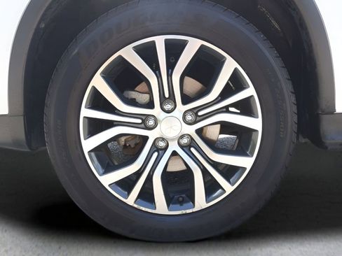 Used 2017 Mitsubishi Outlander Sport LE FWD image 28