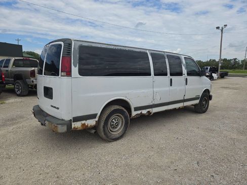 Used 2001 Chevrolet Express 3500 Extended Passenger w/ LS Preferred Equipment Group image 3