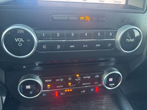 Used 2018 Ford Expedition Limited w/ Equipment Group 302A image 19