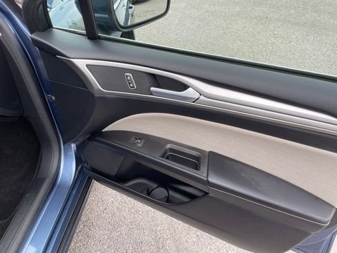Used 2018 Ford Fusion S FWD image 44