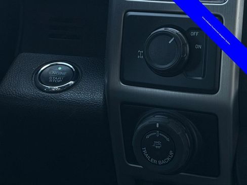 Used 2018 Ford F150 Platinum w/ Equipment Group 701A Luxury image 18