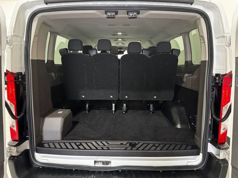 Used 2024 Ford Transit 350 XLT RWD image 28