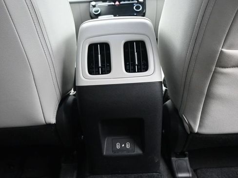 Used 2025 Hyundai Tucson SEL FWD image 16