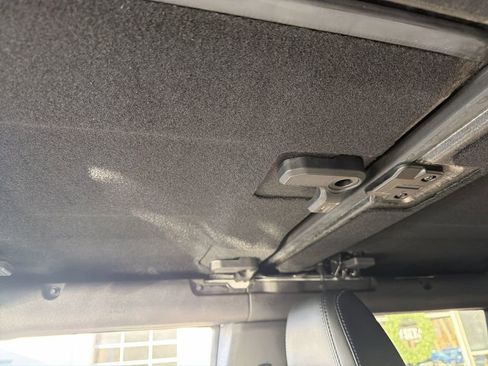 Used 2024 Ford Bronco Wildtrak image 23