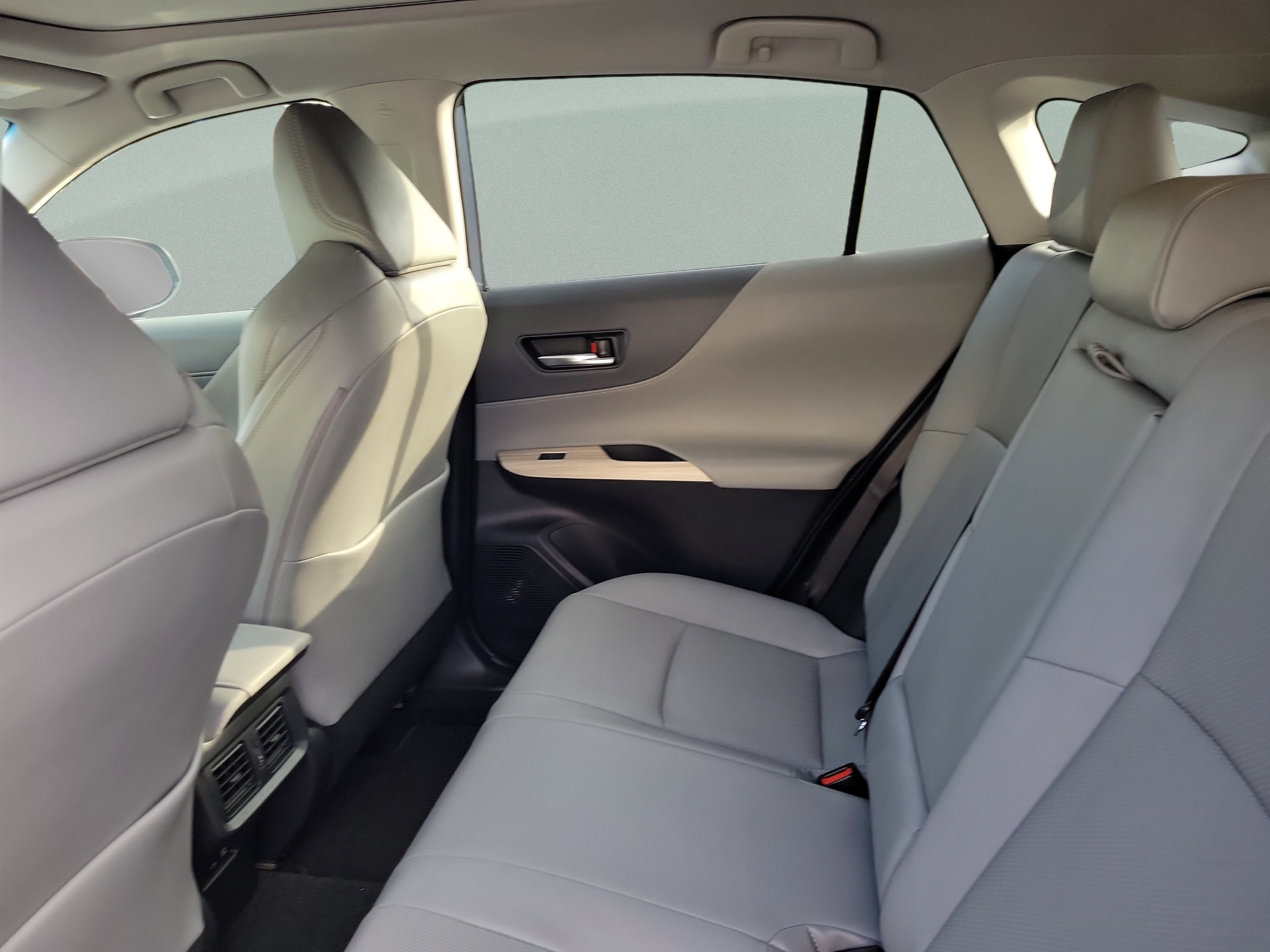 Used 2021 Toyota Venza Limited w/ Advanced Technology Package AWD/4WD image 7