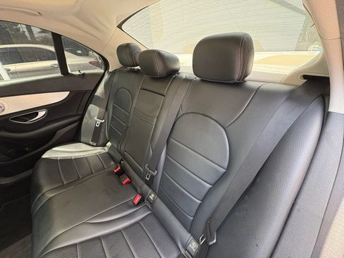 Used 2016 Mercedes-Benz C 300 4MATIC Sedan image 21