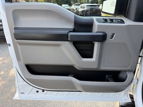 Used 2020 Ford F150 XL w/ Equipment Group 101A Mid AWD/4WD image 19