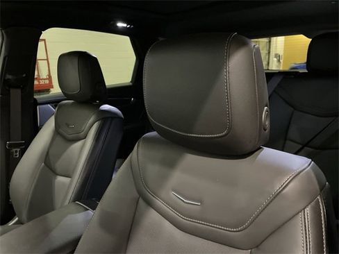 Certified 2025 Cadillac XT5 Premium Luxury image 19