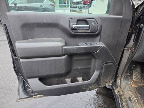 Used 2022 Chevrolet Silverado 1500 Custom Trail Boss w/ Safety Confidence Package image 10