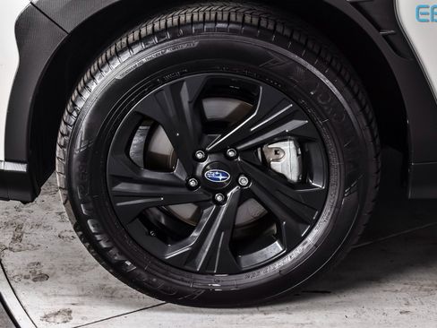 Used 2024 Subaru Crosstrek 2.0i image 10