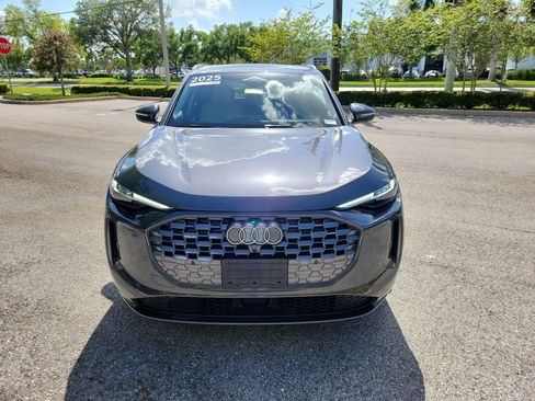 Used 2025 Audi Q5 Prestige image 2