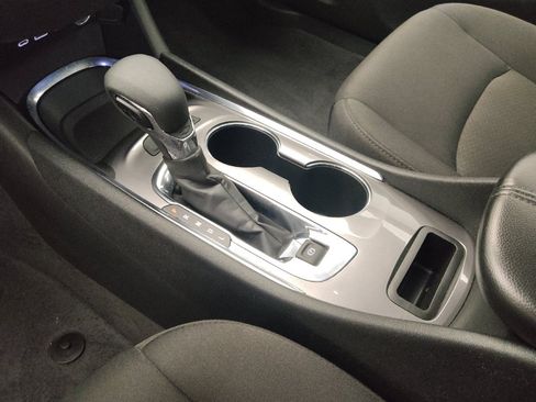 Used 2025 Chevrolet Malibu LT FWD image 26