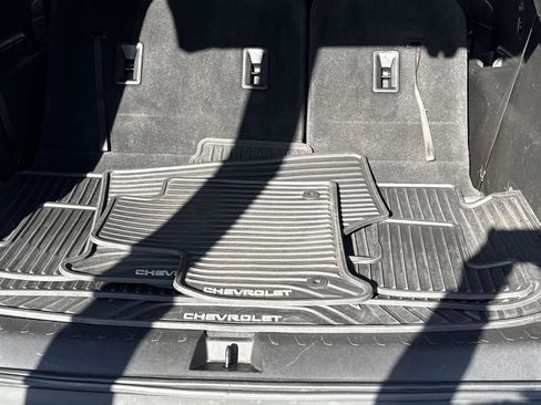 Used 2019 Chevrolet Traverse LT image 15