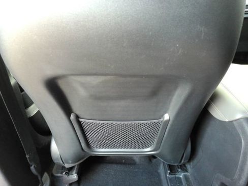 Used 2025 Lincoln Corsair FWD w/ Equipment Group 101A image 31