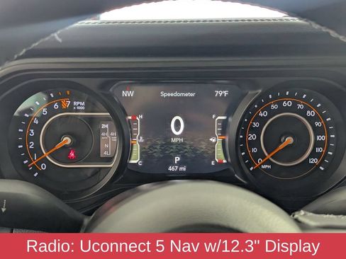 Used 2025 Jeep Gladiator Rubicon AWD/4WD image 18