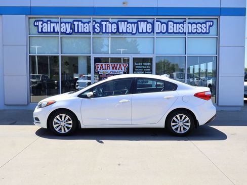 Used 2014 Kia Forte LX w/ Popular Package FWD image 7