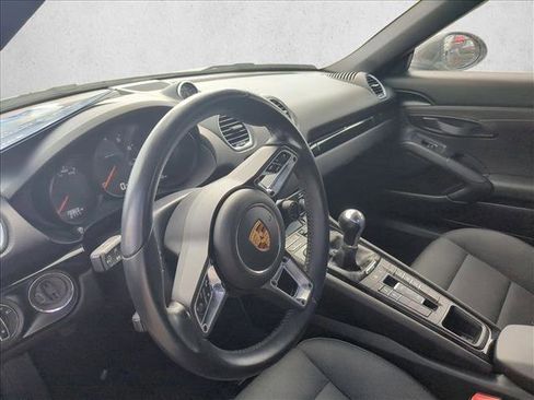 Used 2022 Porsche 718 Boxster image 10