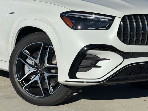 New 2026 Mercedes-Benz GLE 53 AMG 4MATIC Coupe image 4