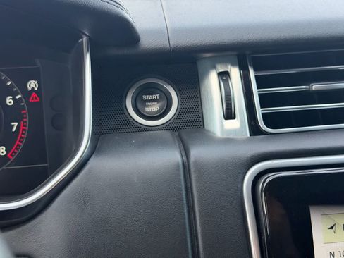Used 2020 Land Rover Range Rover HSE image 26