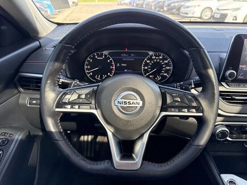 Used 2020 Nissan Altima 2.5 SR w/ Premium Package AWD/4WD image 23