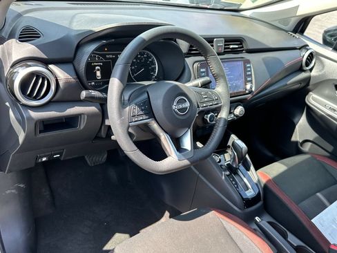 Used 2024 Nissan Versa SR FWD image 22