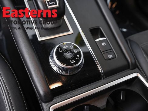 Used 2024 Mitsubishi Outlander SE AWD/4WD image 21