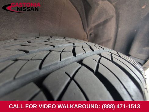 Used 2018 Toyota RAV4 XLE FWD image 9