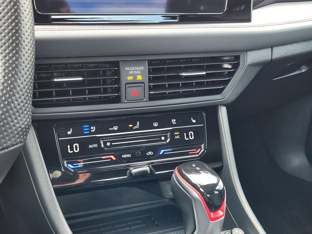 Certified 2026 Volkswagen Jetta GLI Autobahn FWD image 17