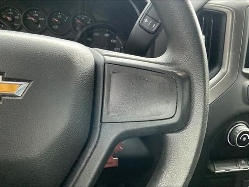 Used 2022 Chevrolet Silverado 1500 Custom AWD/4WD image 12
