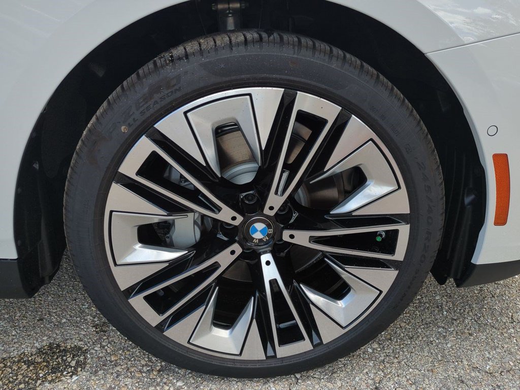 New 2027 BMW 530i w/ Premium Package RWD image 11