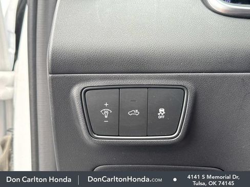 Used 2024 Hyundai Santa Cruz SE FWD image 22
