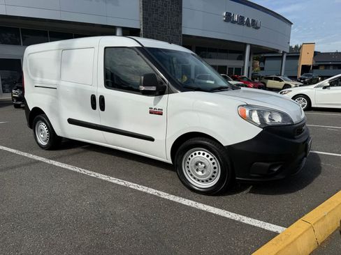 Used 2020 RAM ProMaster City Tradesman FWD image 4