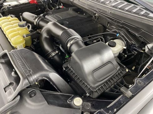 Used 2020 Ford Expedition Max XLT w/ Equipment Group 202A image 38