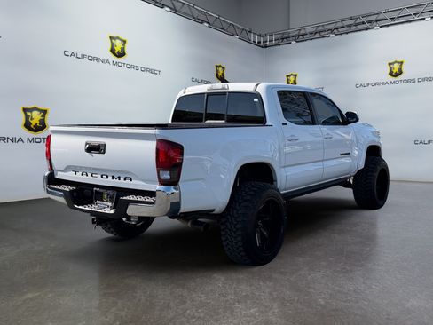 Used 2021 Toyota Tacoma SR5 w/ SR5 Appearance Package (SM) RWD image 5