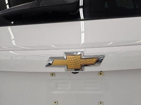 Used 2020 Chevrolet Trax LS w/ Tint and Cruise Package AWD/4WD image 40