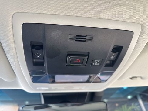 Certified 2023 Lexus ES 350 w/ Premium Package image 28