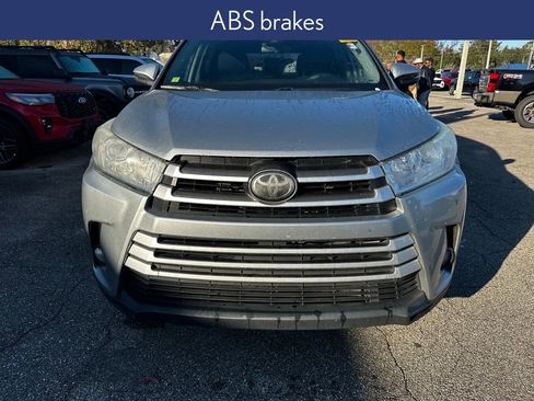 Used 2018 Toyota Highlander Plus image 9