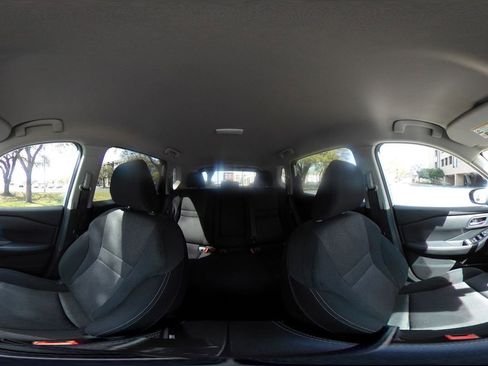 Used 2025 Nissan Rogue SV image 37