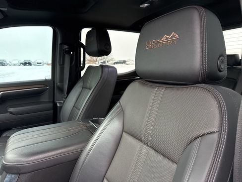 Used 2024 Chevrolet Silverado 1500 High Country w/ High Country Premium Package AWD/4WD image 20