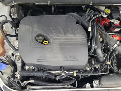 Used 2015 Ford Fusion SE image 30