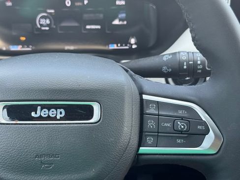 Certified 2025 Jeep Compass Limited w/ Elite Group AWD/4WD image 26