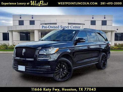 Certified 2023 Lincoln Navigator Reserve RWD image 1