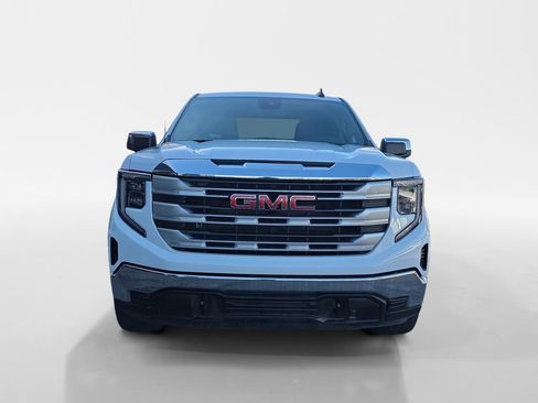 Used 2023 GMC Sierra 1500 SLE image 9