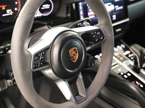 Used 2021 Porsche Cayenne GTS image 16