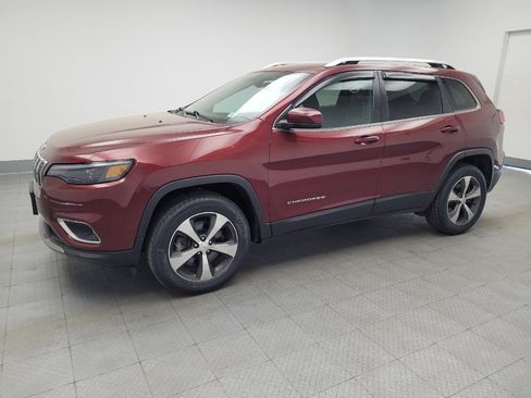 Used 2019 Jeep Cherokee Limited image 2