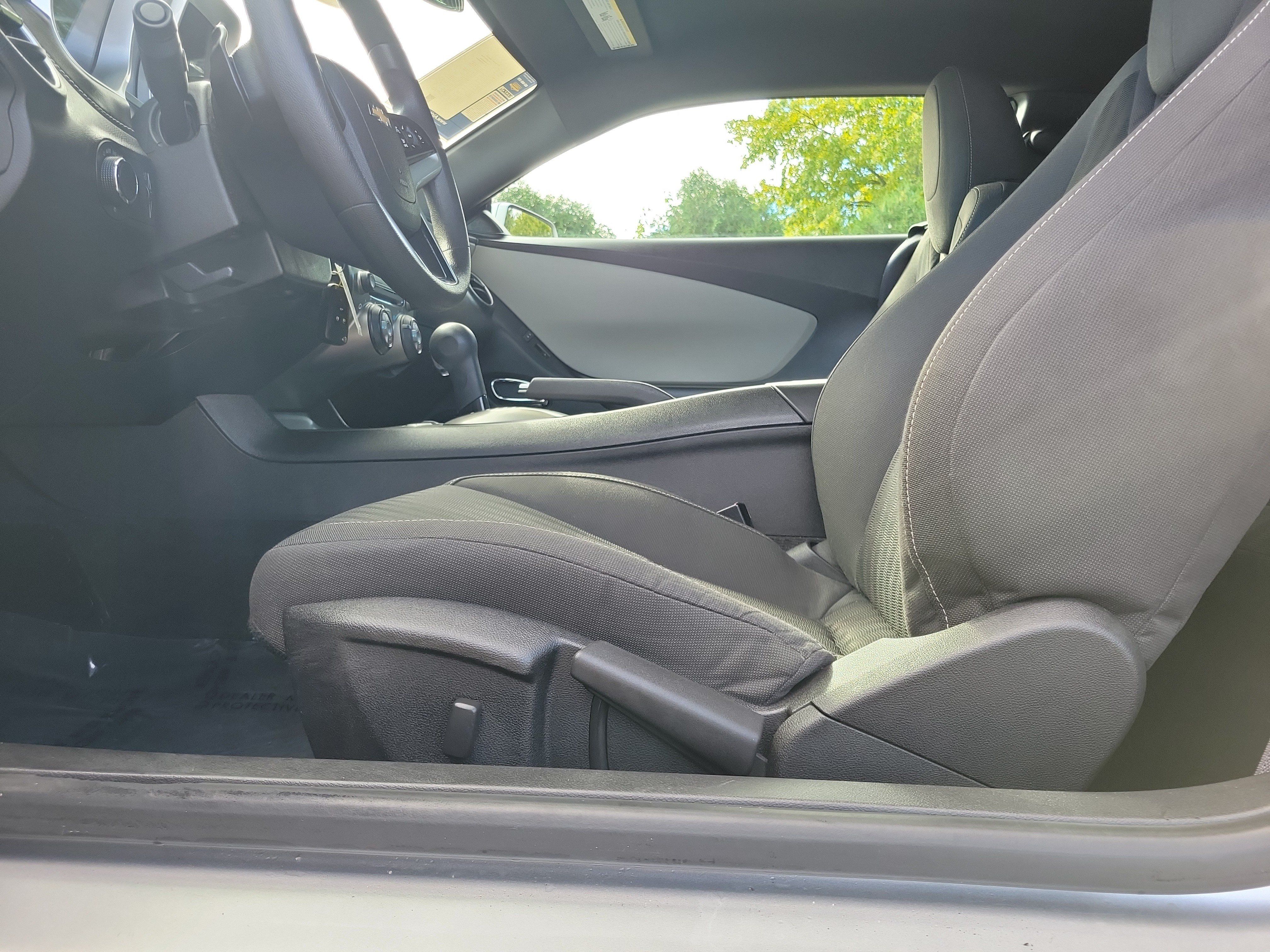 Used 2013 Chevrolet Camaro LS RWD image 12